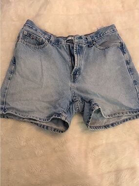 Tommy Hilfiger Light Wash Denim Shorts